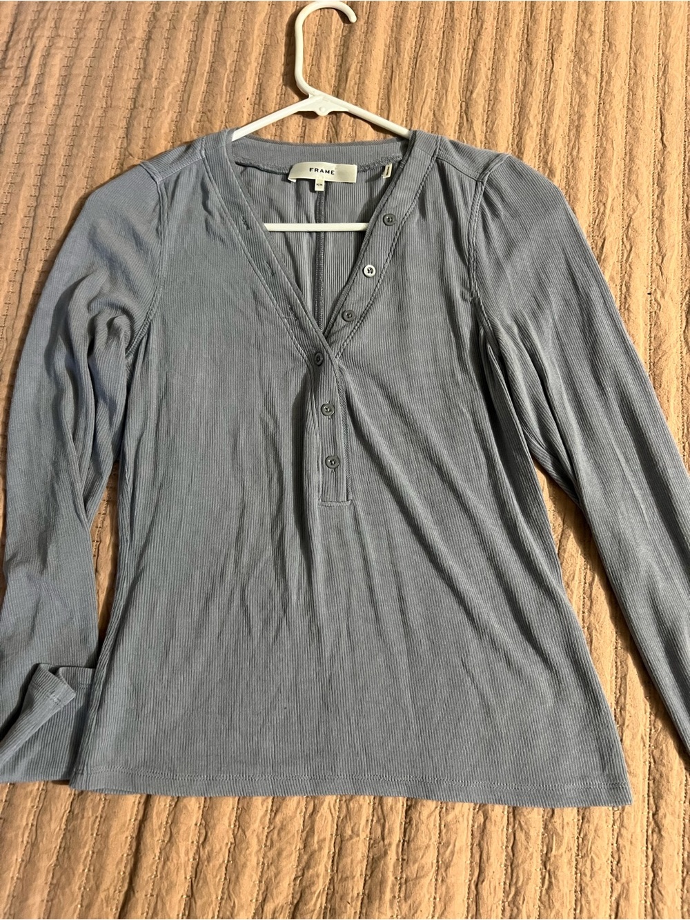 Frame ribbed long sleeve Henley size M - Picture 2 of 2